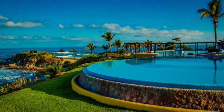 punta-mita-pool-view